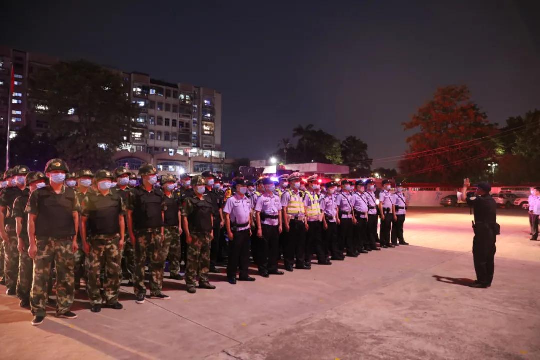 警方大清查一夜抓获20多人,汕头潮南统一清查行动