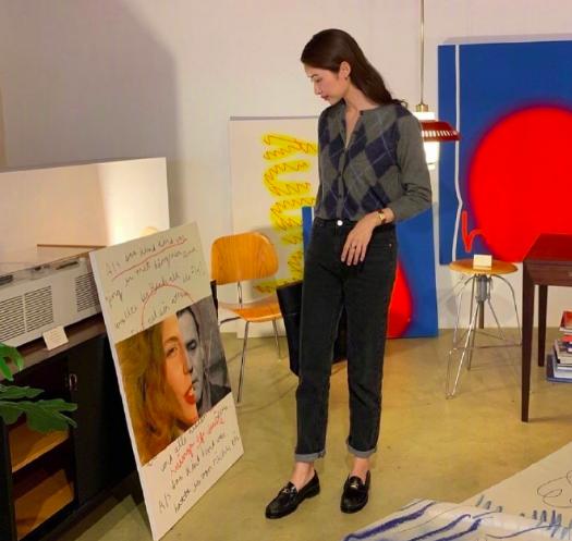 孔孝真最简单恋爱穿搭,孔孝真金高银