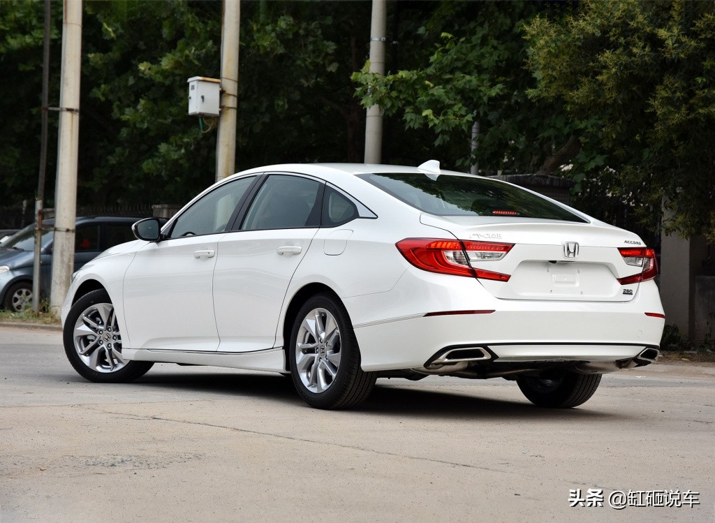20万左右雅阁最好的轿车,20万左右的本田雅阁最省油