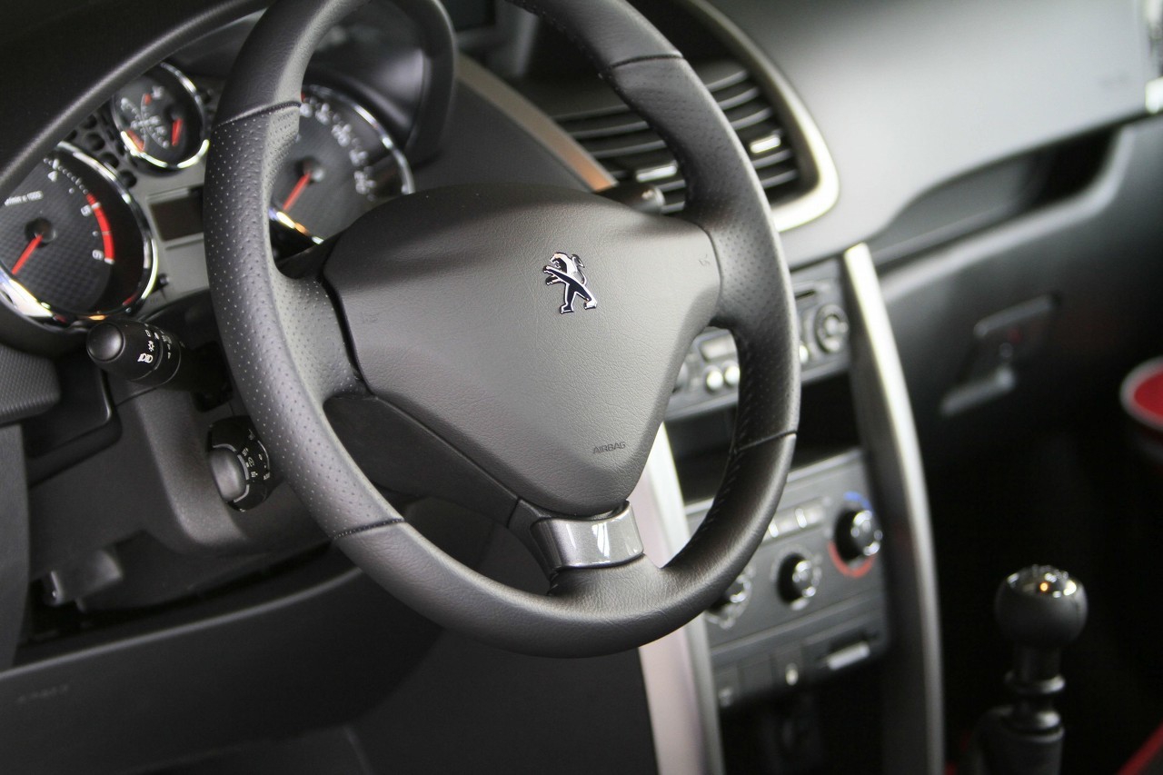 标致4008怎么样？车主述说在使用过程的优缺点感受有多差？