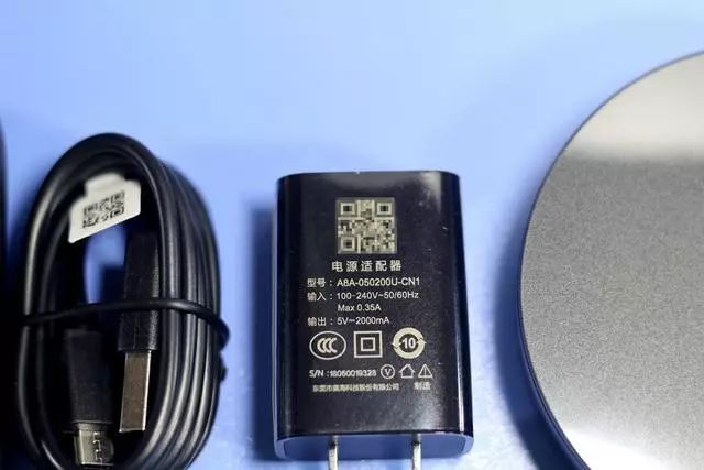 爱奇艺电视果和投屏器哪个好,爱奇艺投屏老款电视