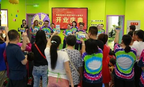 朗文和牛津少儿英语教材哪个好,牛津剑桥朗文英语教材