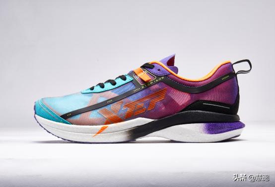 国产进阶跑鞋对比,国产顶级跑鞋横评