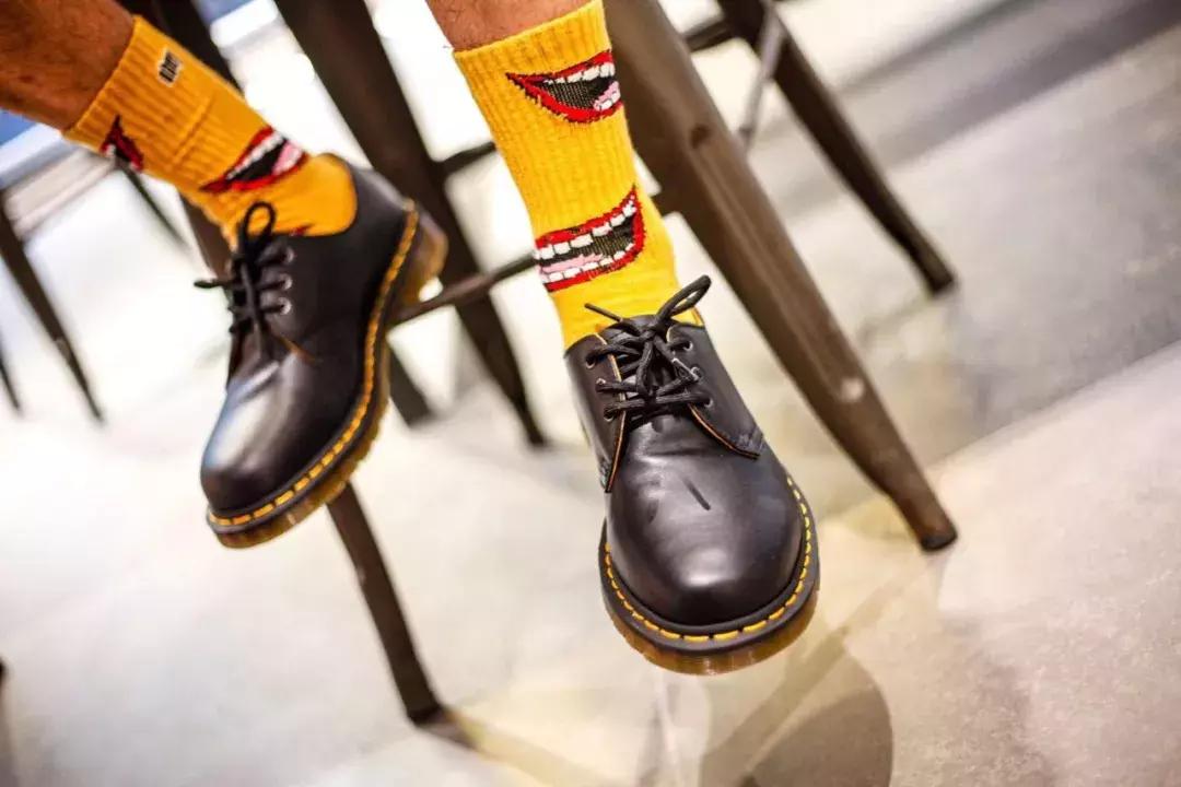 广州drmartens实体店,drmartens专卖店撤了吗