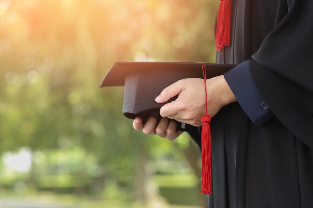 非应届生可以申请留学吗,大三想去韩国留学