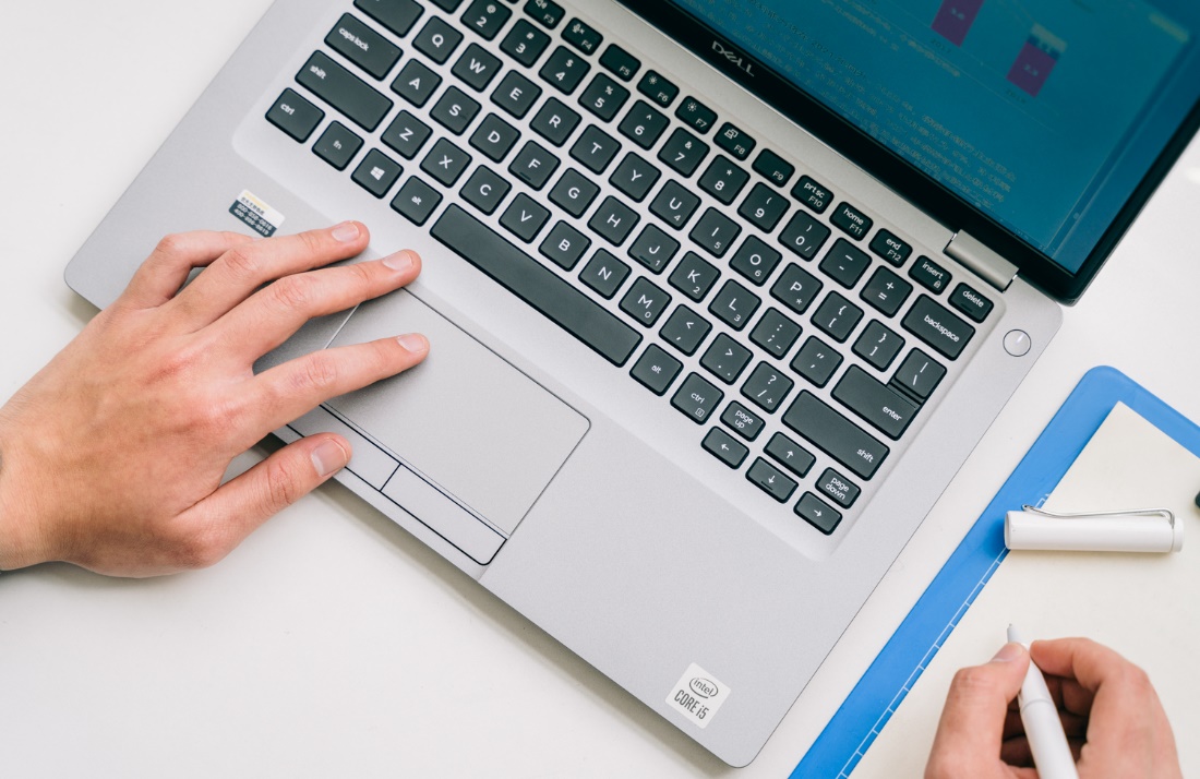 商务游戏两用笔记本性价比高,商务游戏两不误笔记本