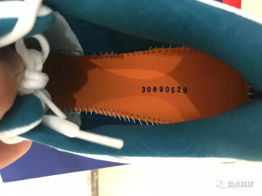 甜点君,美津浓足球鞋wave系列评测