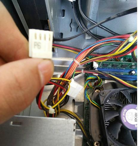 电脑主机启动不了怎么解决视频,电脑主机启动显示器无信号