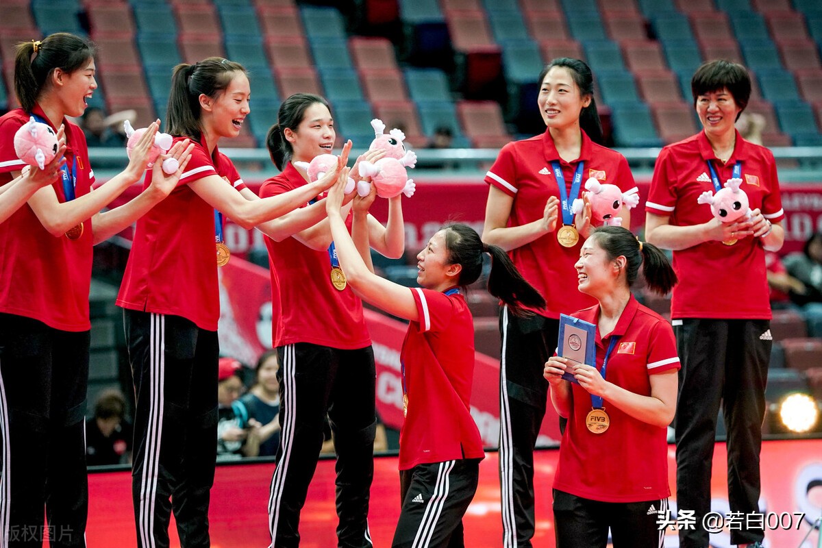 郎平率领中国女排夺冠,感谢郎平带领女排重回巅峰