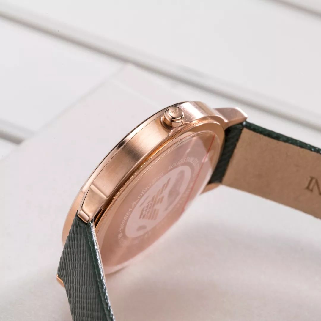 我带了好几万去阿玛尼，你告诉我不需要？！