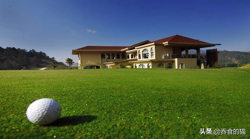 温泉山谷康养度假运营,山谷温泉度假民宿