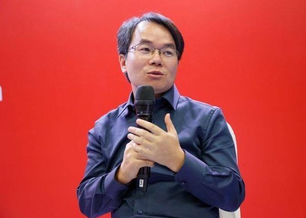 锤子失败和小米成功,锤子是被小米打垮的吗