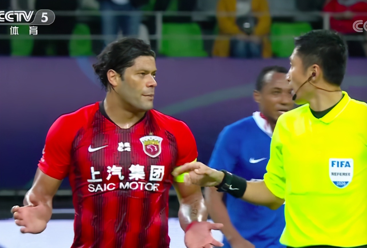 马宁裁判有多严格,严厉批评裁判