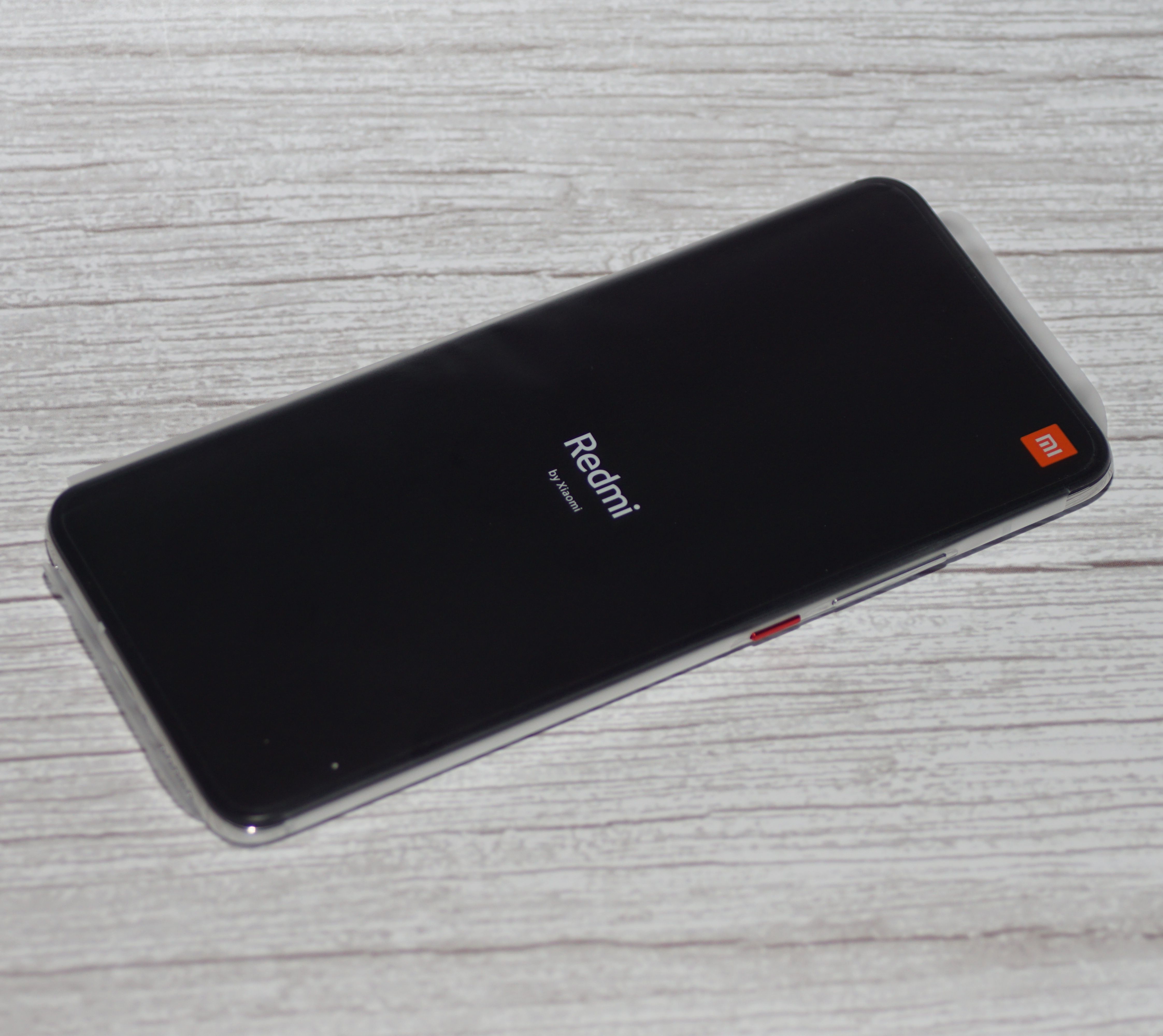 荣耀9x四个月评测,荣耀9x和荣耀x10现在还能用吗