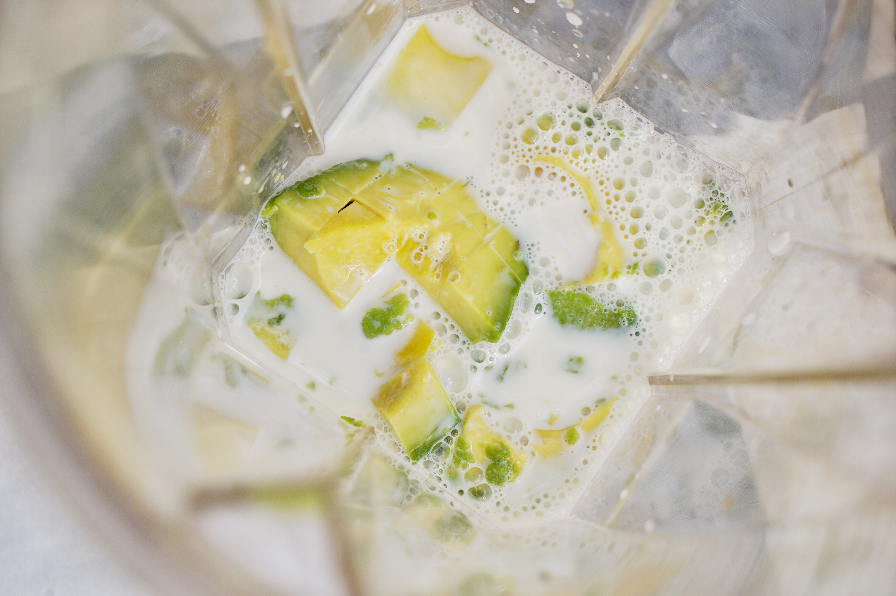 从南美的秘鲁进口水果到中国,秘鲁牛油果是哪里的