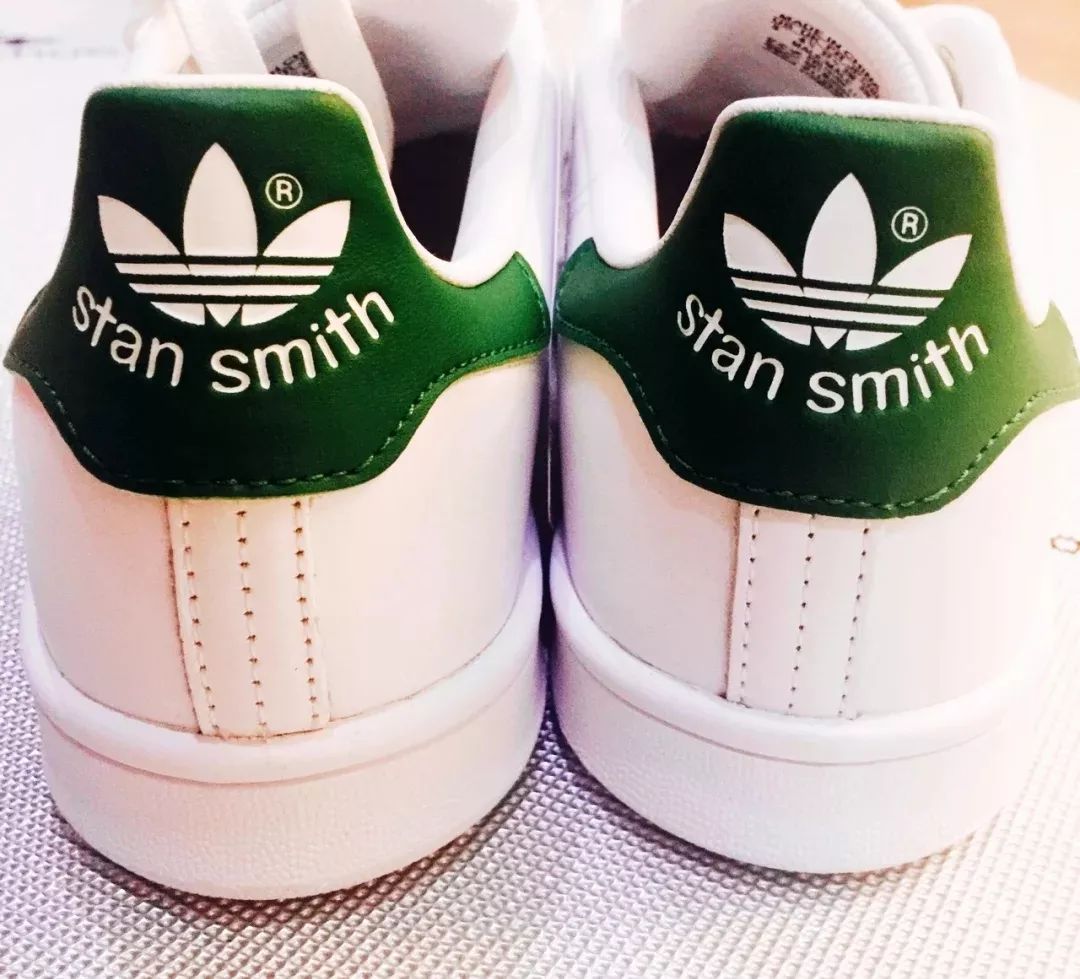 穿过很多的鞋子,穿过那么多鞋最爱的还是匡威