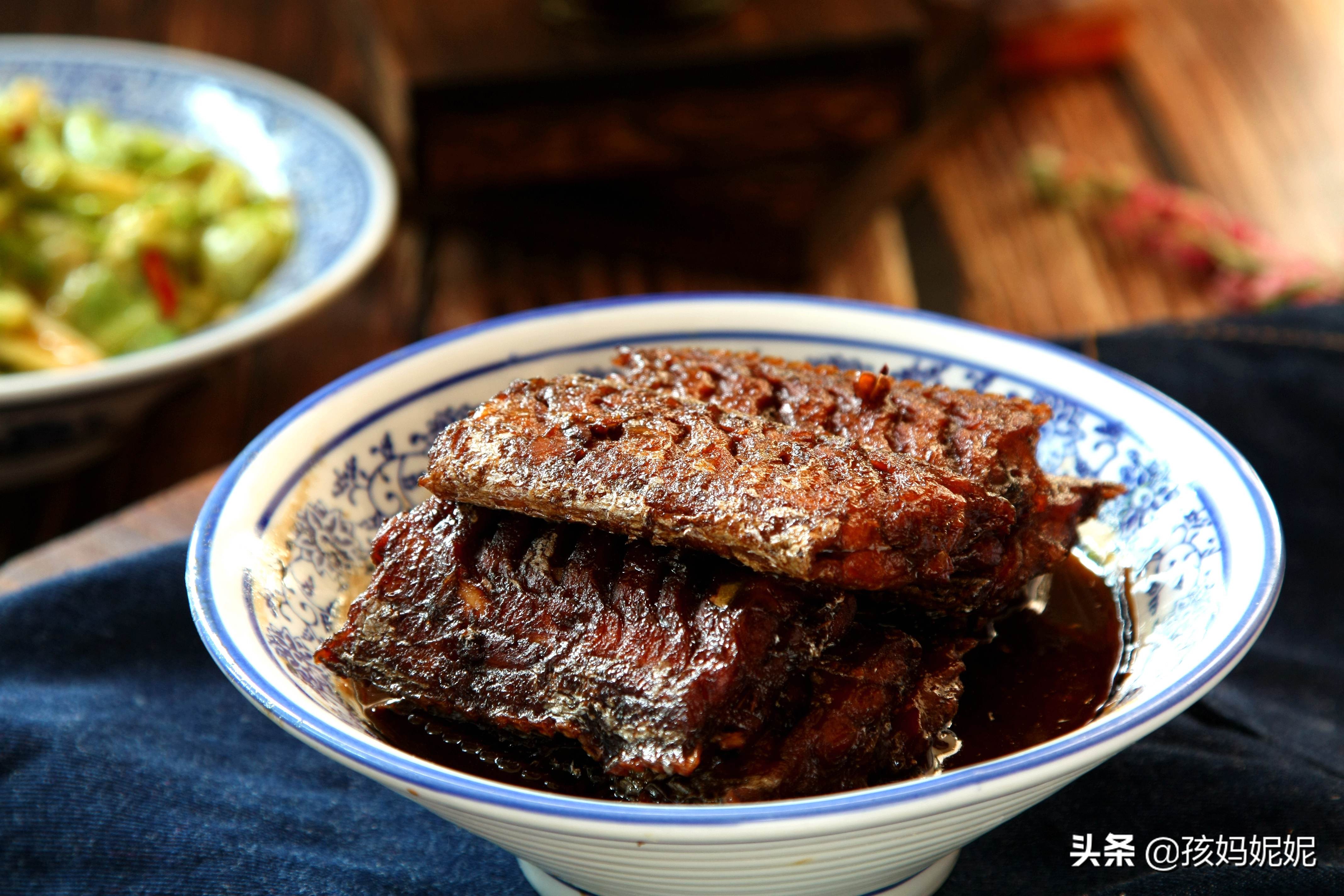 剩下的鱼泡汤炖什么好吃,家常炖鱼酸甜辣口味