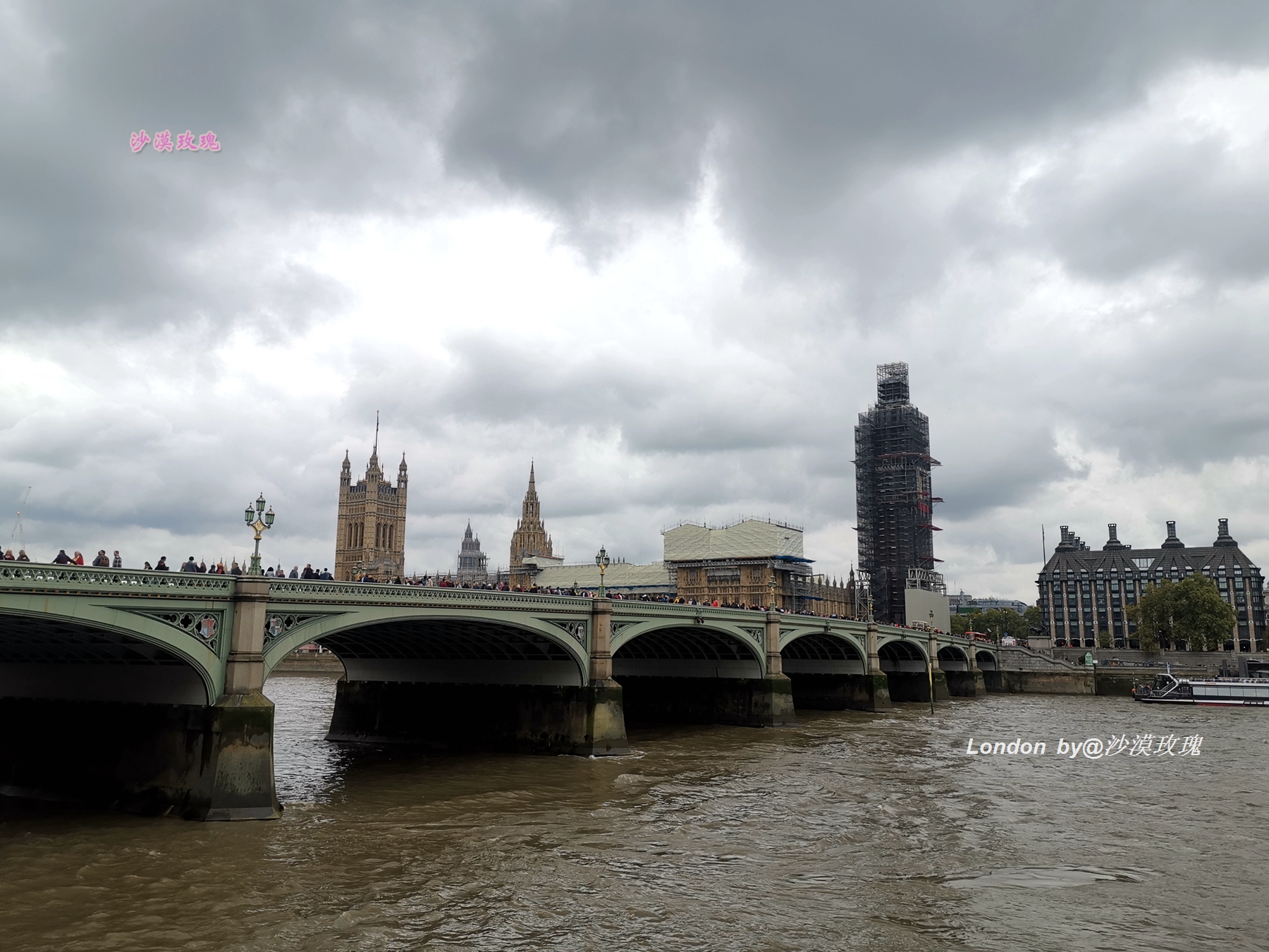 英国伦敦西区一个著名公园,这里是伦敦用英语怎么读