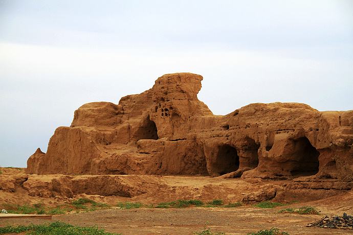 西域火焰山,西域宫殿废墟宝藏