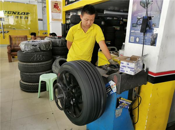 邓禄普ve303是什么档次的轮胎,邓禄普veurove302评测