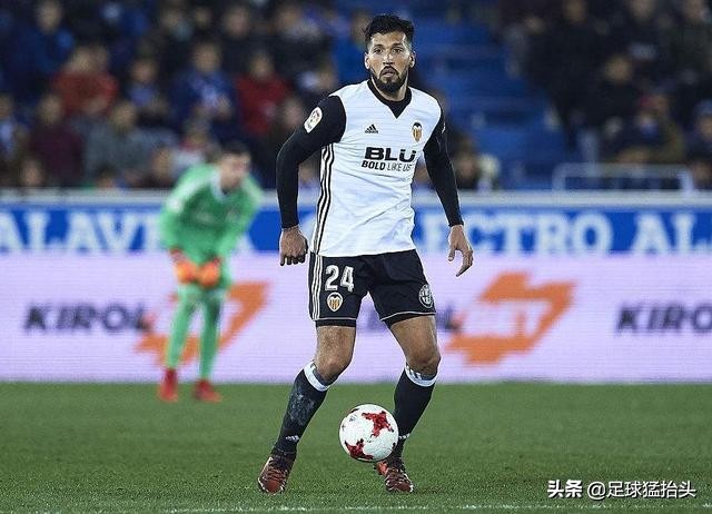 豪门淘金？曼朱基奇、帕托领衔实力自由球员！英格兰3天才在列