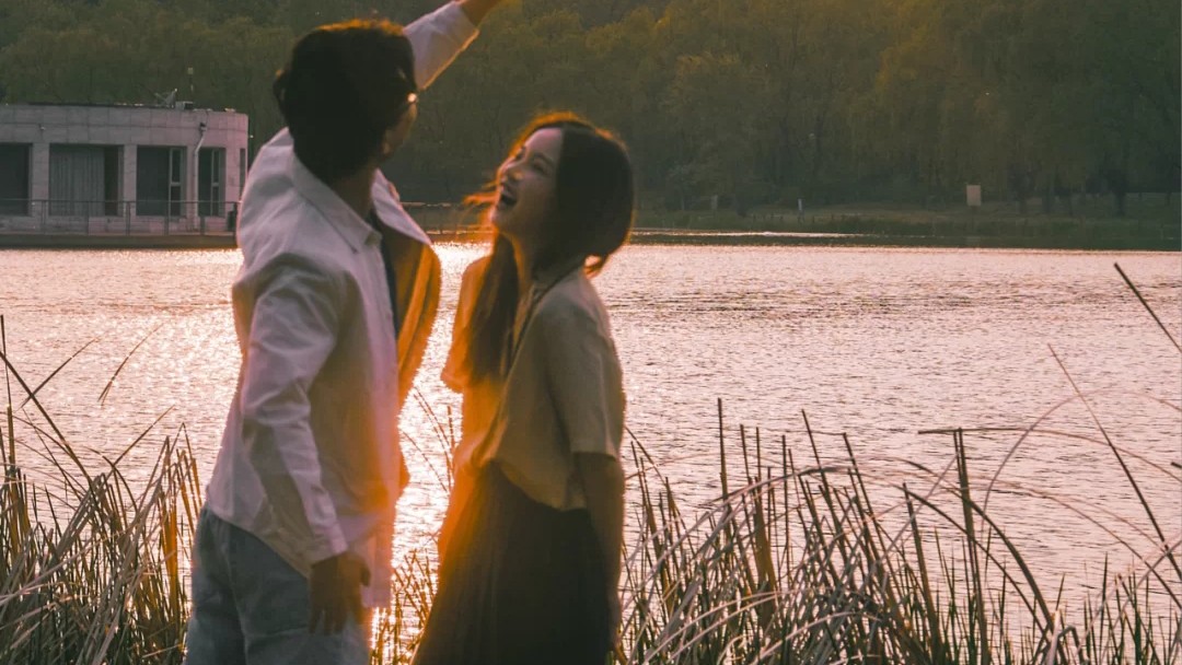 朋友之上恋人未满持续多久,朋友之上恋人未满听哭了多少人