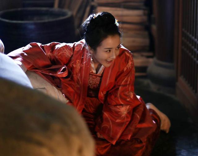 知否墨兰明兰的区别,知否墨兰和梁晗不和