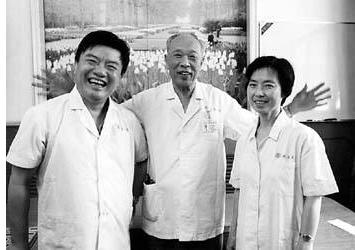 用*霜砒**治疗白血病,获未来科学大奖,96岁的王振义能等来诺奖吗