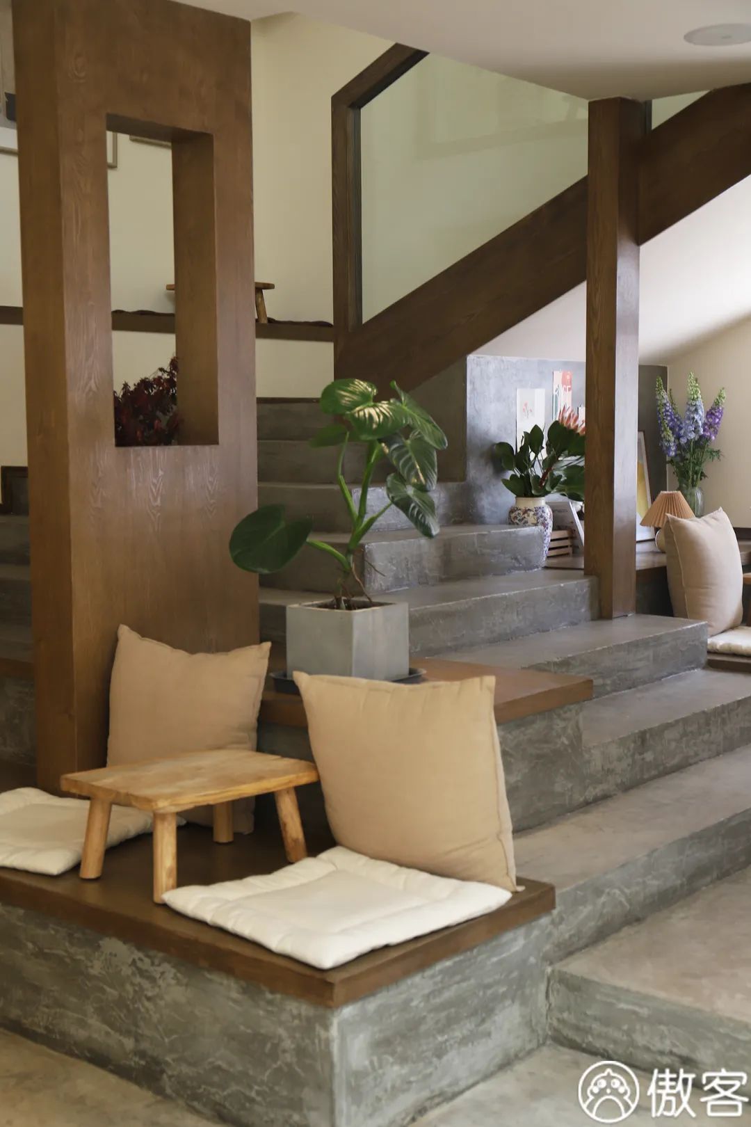 吃完了火遍全网的500㎡甜品店，我们一句话也“骂”不出来