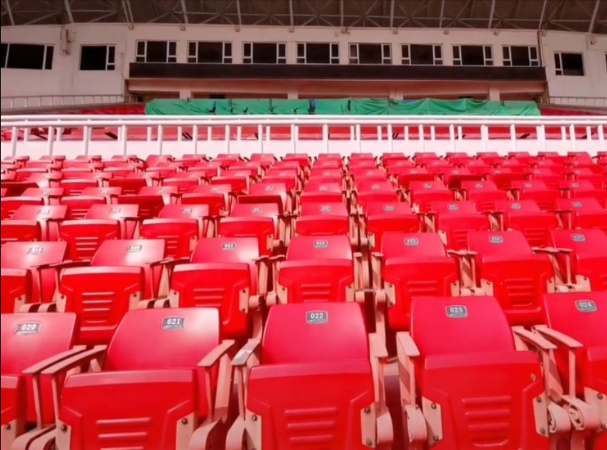 大连是著名的足球之城,大连新建亚洲最大足球场