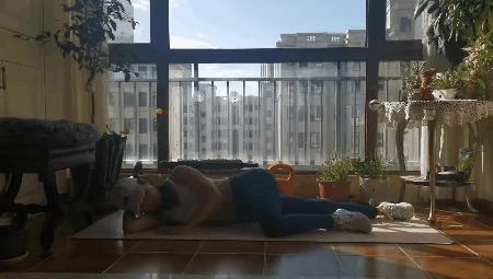 臀腿塑形5个动作拥有迷人臀腿,臀型怎么变假胯宽