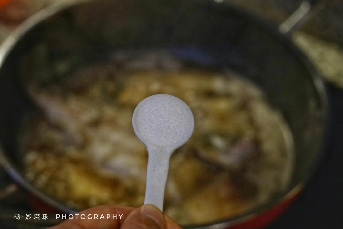 鱼与香肠的约会～香肠豆腐炖鱼～