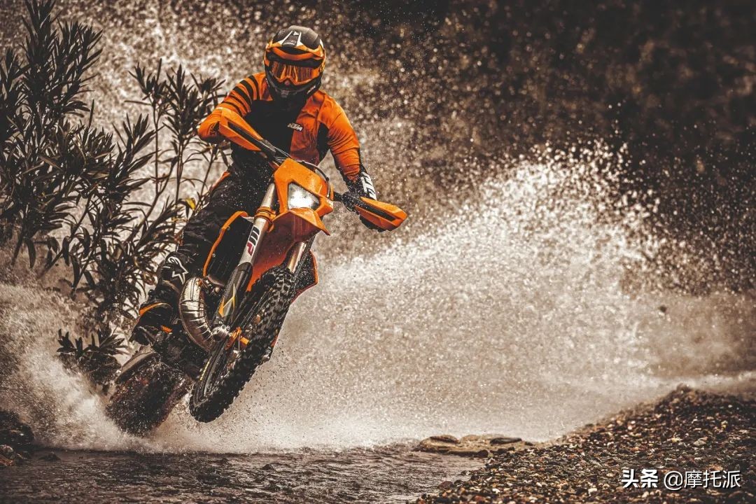 不到1万的ktm,ktm300硬耐力