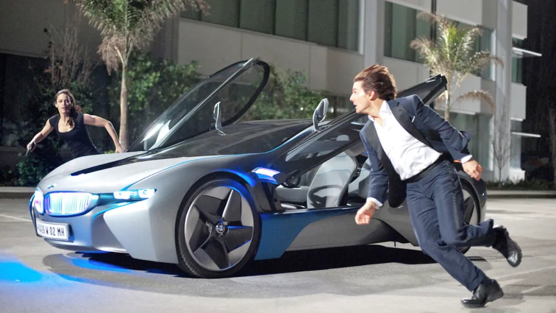 路虎揽胜广告植入,路虎最硬核广告