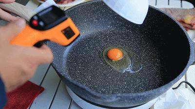 又轻又不粘的炒锅测评,不粘炒锅推荐真实测评