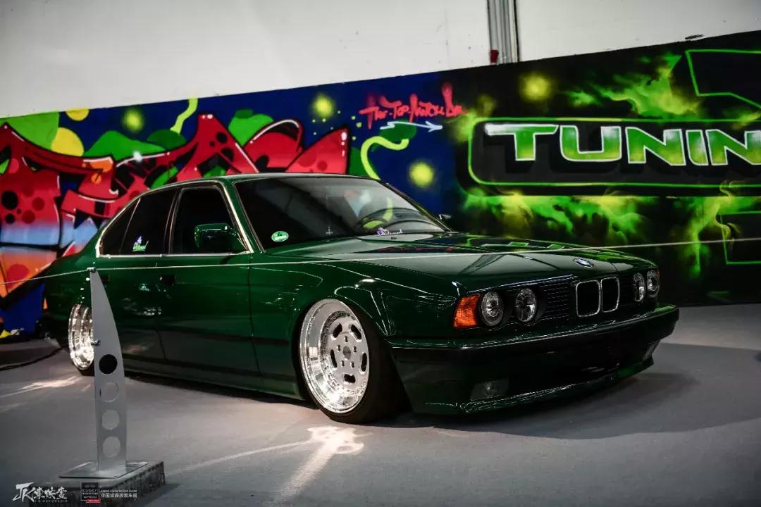 Essen的地下世界，Party还在继续|身临其境