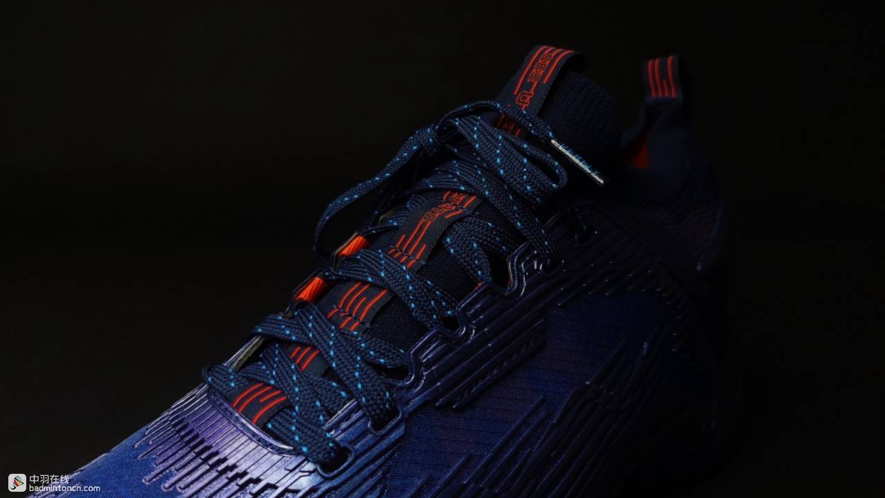 迪卡侬bs990,迪卡侬bs990与尤尼克斯88d