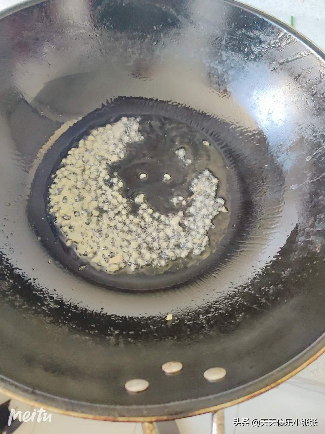 调味墨鱼什么颜色好吃,墨鱼汁酱如何调味