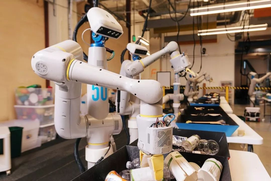 一分钟了解机器人专业,机器人专业和人工智能专业的区别