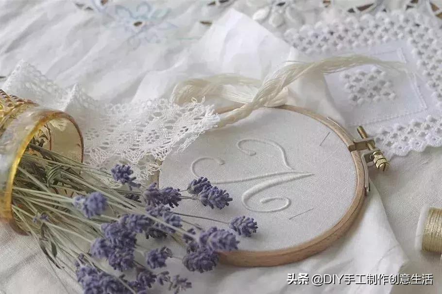 白线的刺绣,白线刺绣针法