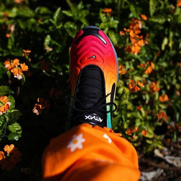 NIKE彩虹系列再度来袭！BETRUE让你炫出本真