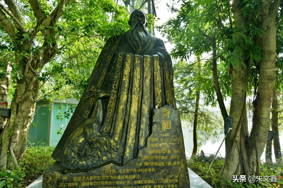 有一种生活叫长寿岛上梦巴马，来一场裸浴景中境如仙