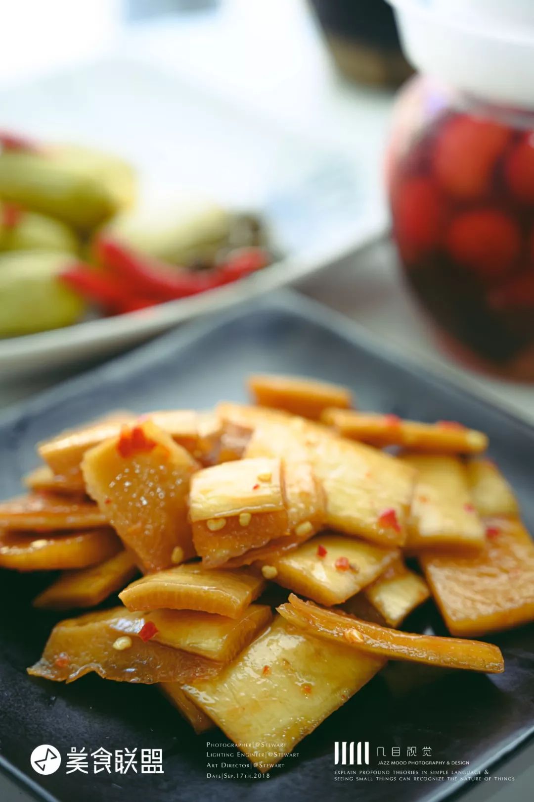 泡菜店一天只卖几百元,昆明白塔路的泡菜