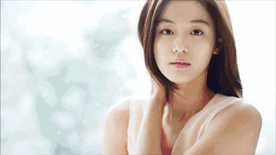 化妆新手有没有必要买粉饼,化妆品特别多应该买个什么包