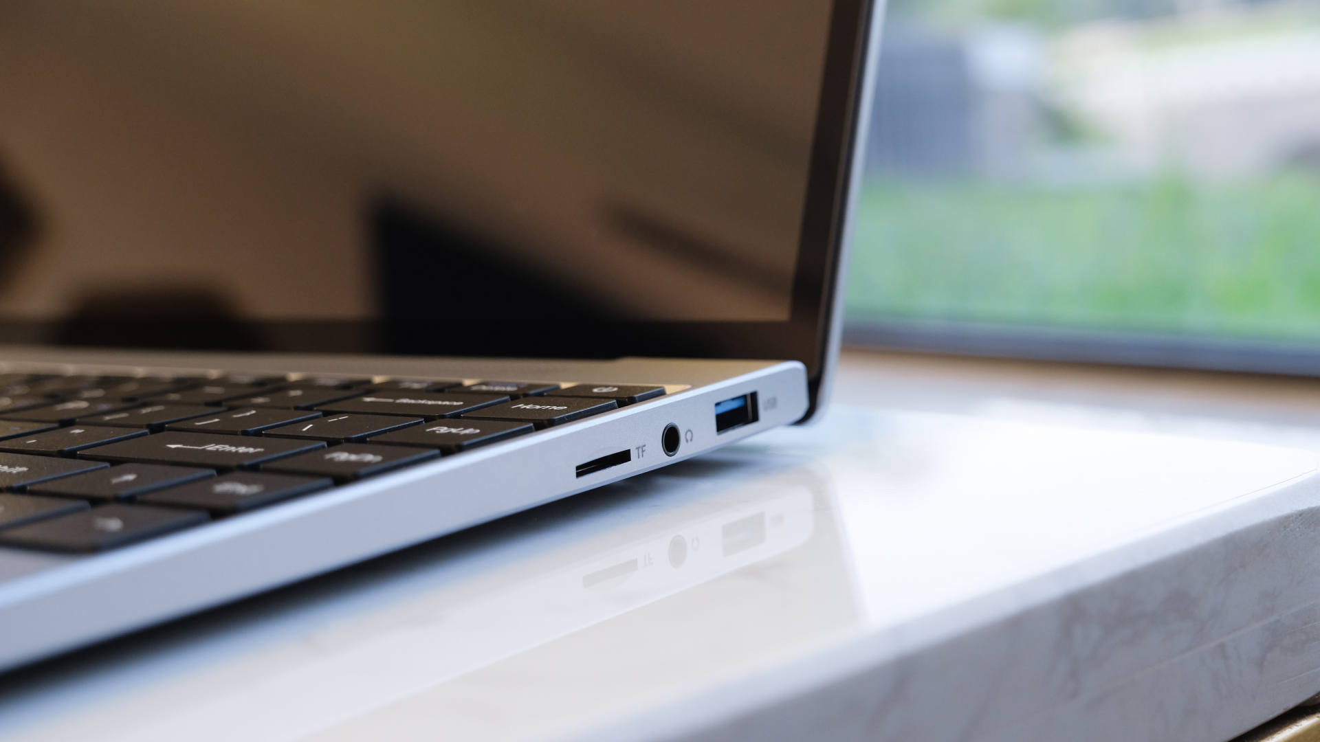 surface和普通笔记本对比,笔记本和surface买哪个版本好