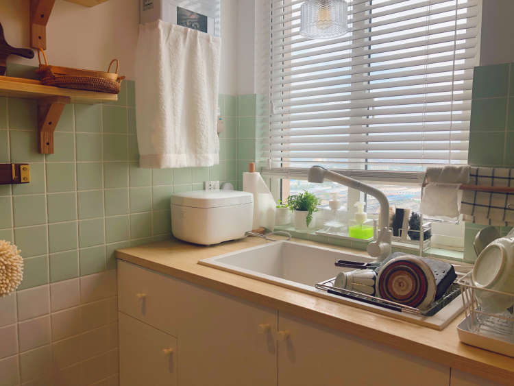 70平两室小户型，原木色的日式小清新，让家更温馨