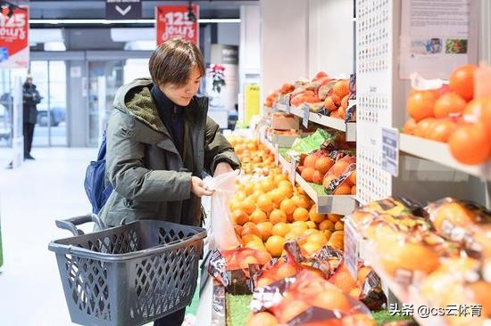 王霜在法甲进了多少球,王霜在欧洲的薪水