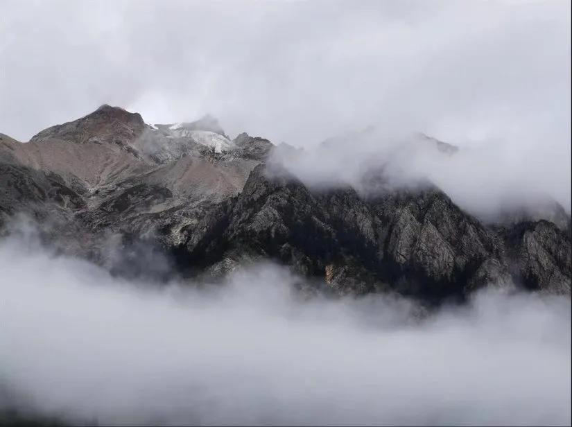 8月格聂c线,8月走格聂南线穿什么