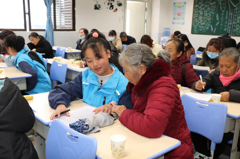 邻水实验学校家长会,邻水正大实验学校开家长会
