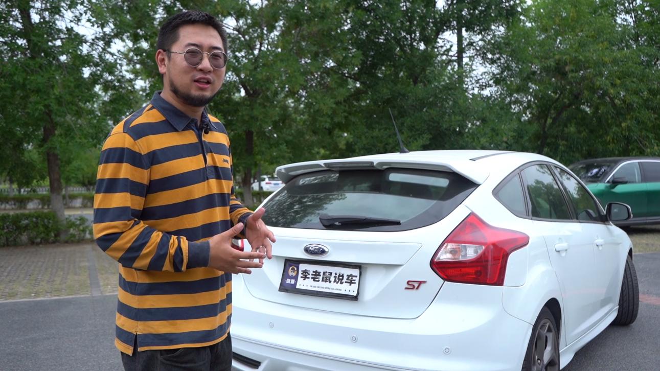 13万帮粉丝买了台手动钢炮,手里的GTI突然不香了